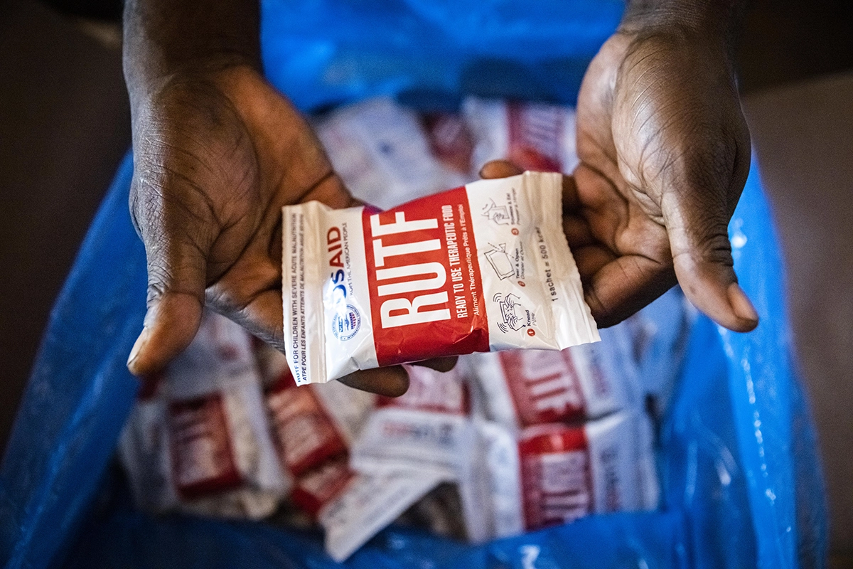 Packets of RUTF are distributed at Boyali Health Center in Central African Republic. (Photo: Ed Ram/Concern Worldwide)