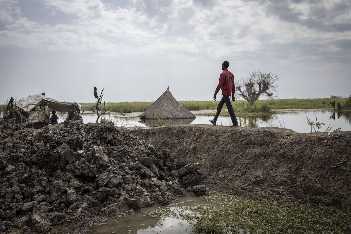 Flooding near an IDP site in Bentiu, Unity State. (Photo: Ed Ram/Concern Worldwide)