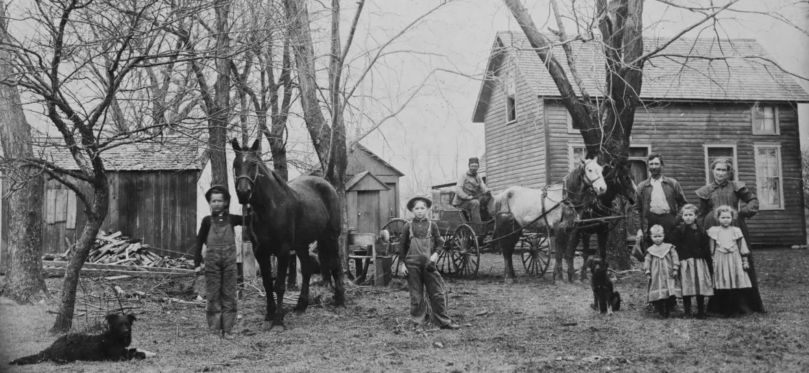 An Irish emigrant family in 19th century America.