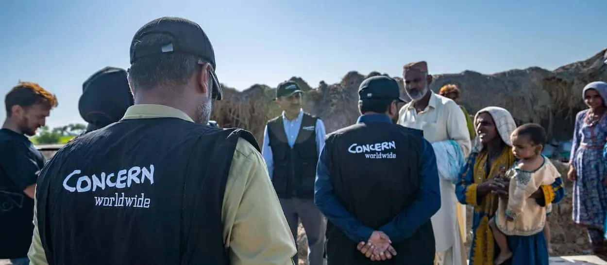 Concern Worldwide team meeting the affected communities in Jacobabad district.